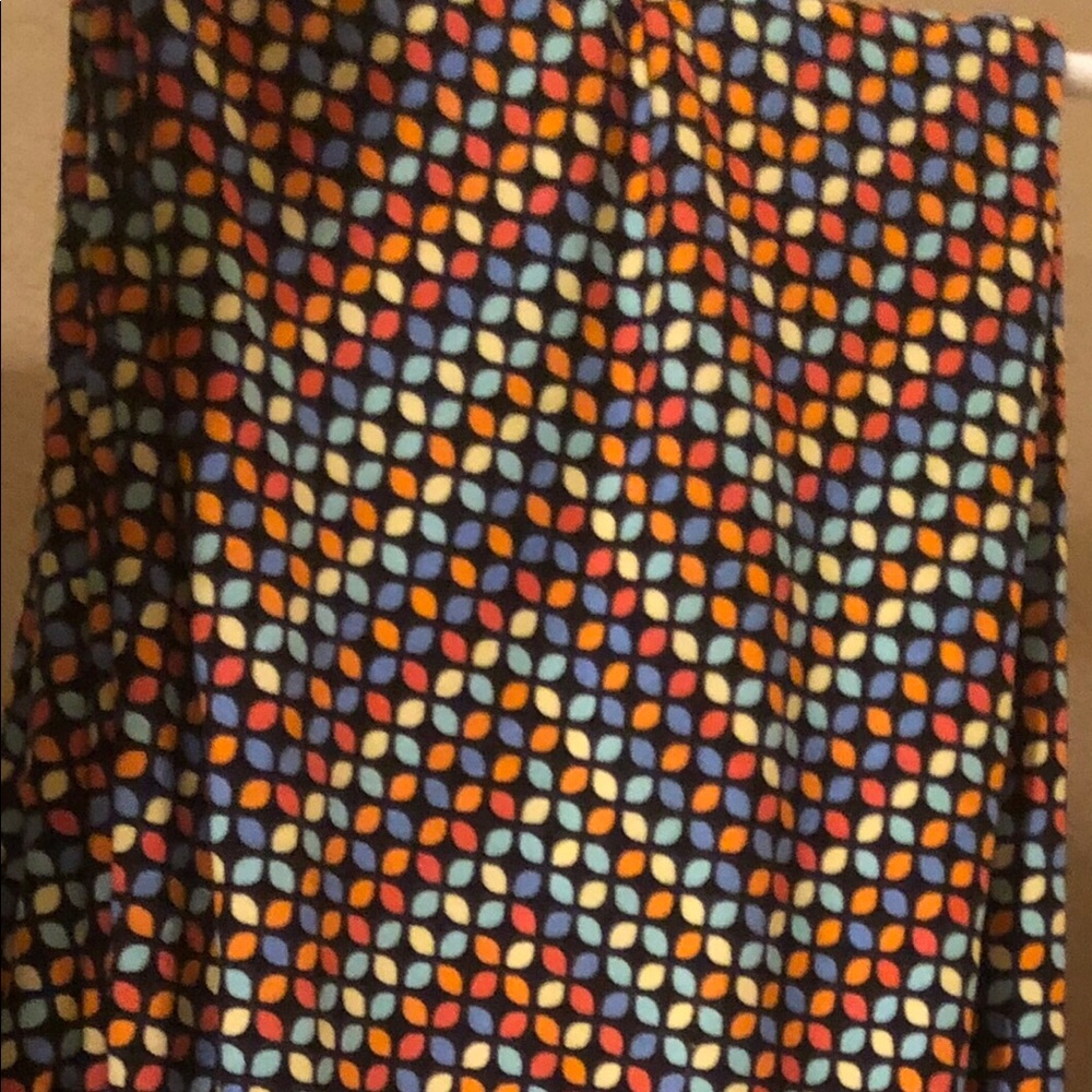 LuLaRoe Leggings- Bright geometric small pattern